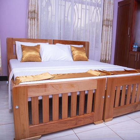 Aminata Bed & Breakfast Bed and Breakfast Moshi Buitenkant foto