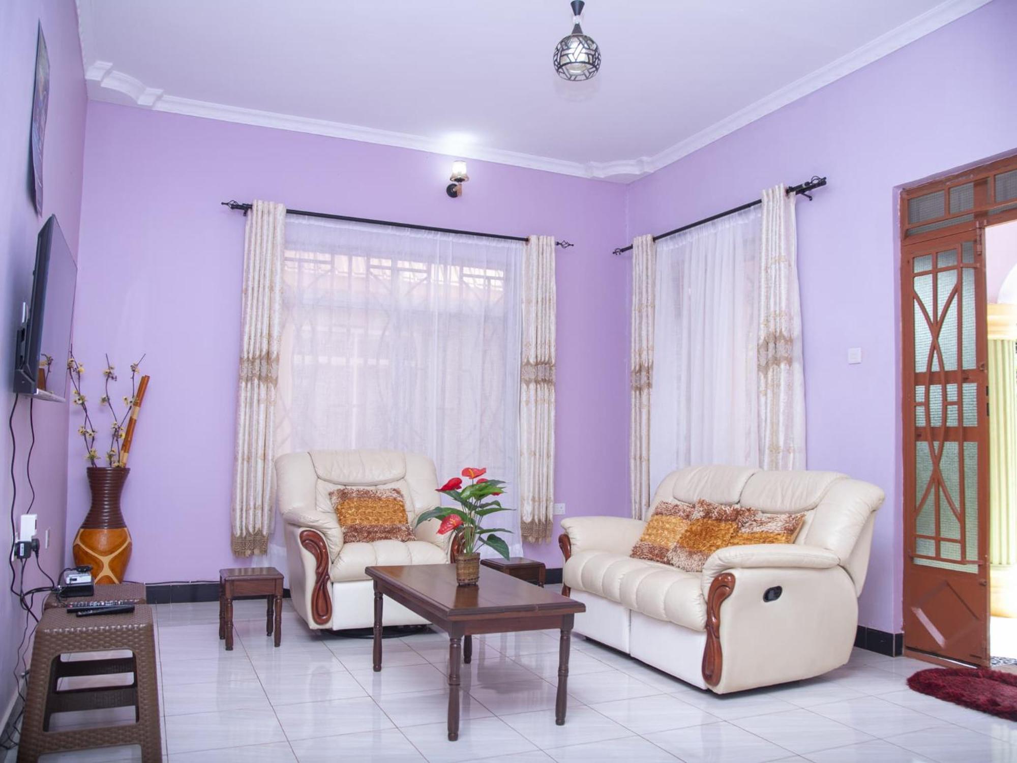 Aminata Bed & Breakfast Bed and Breakfast Moshi Buitenkant foto